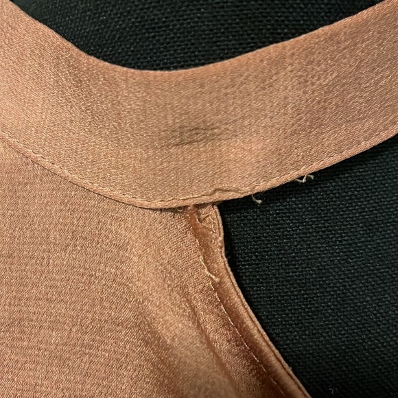 (GUC) Express Open Shoulder Blouse - Picture 7 of 7